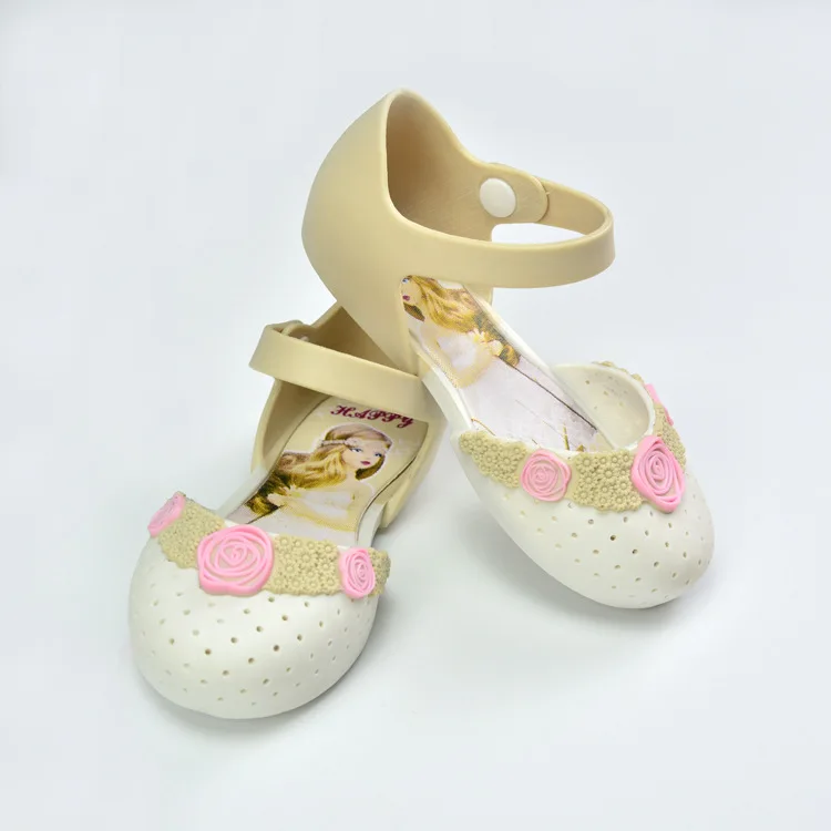 girl-flower-sandals (4)