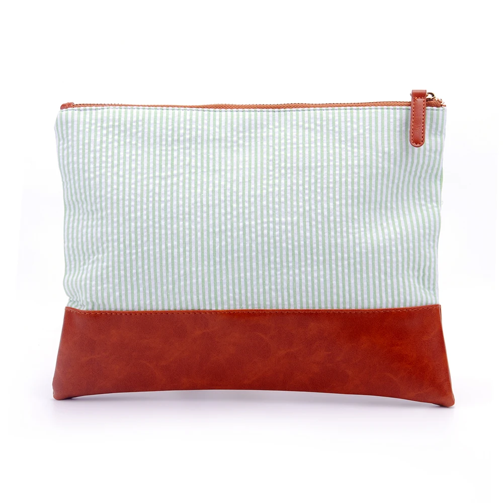 Short Zipper Pouch