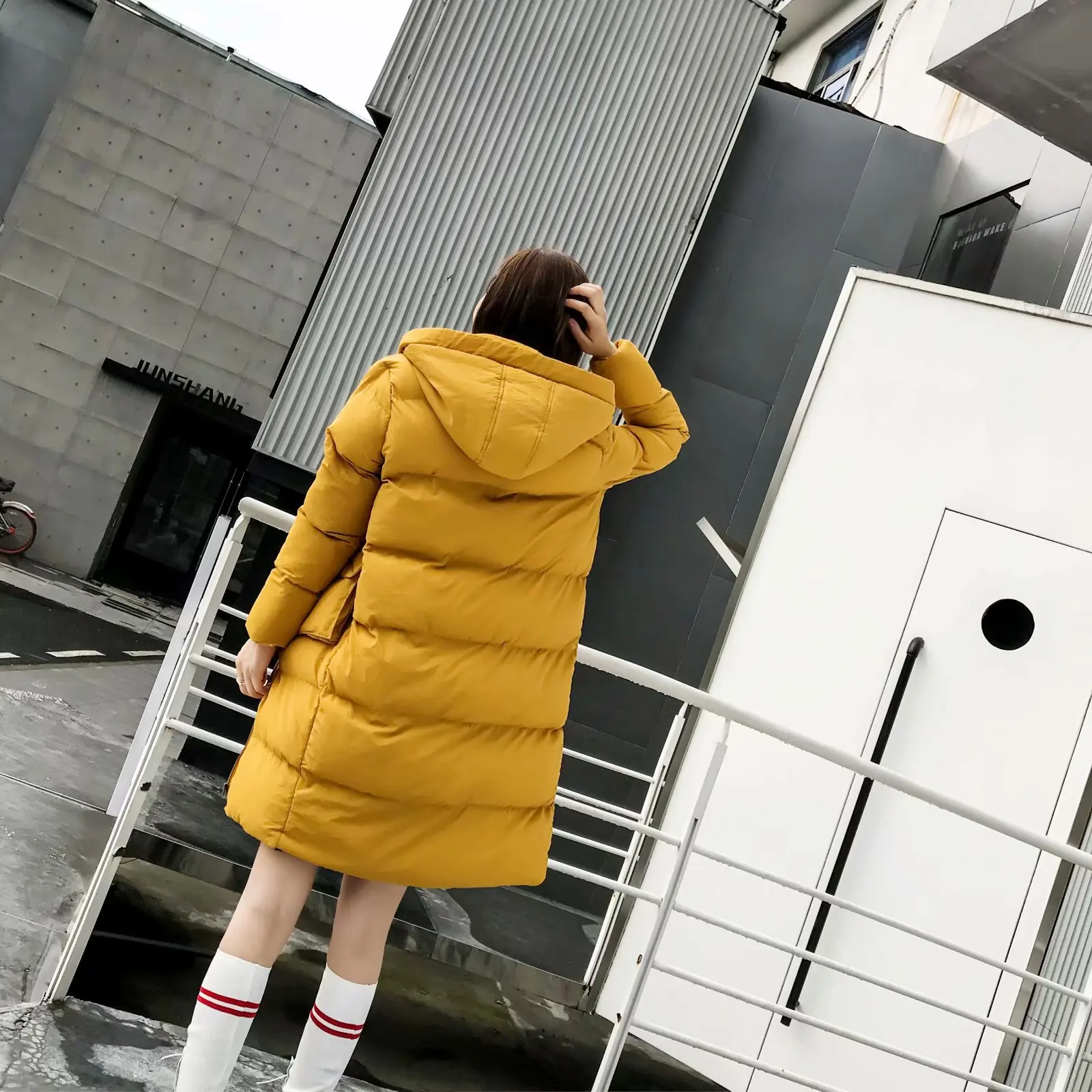 WOMAN Jacket Cotton-padded Overknee Down Cotton Woman warm Loose fashion chic Winter Coat High Quality Parka