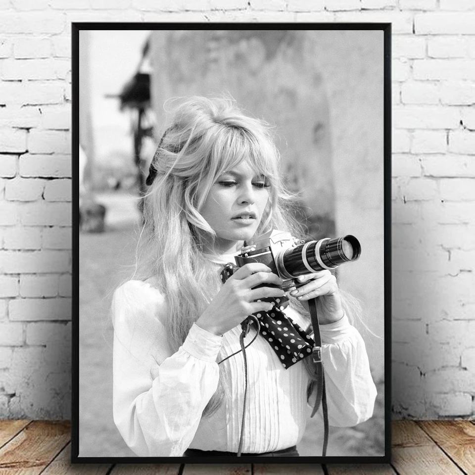 Black-and-White-Famous-Model-Photo-Vintage-Picture-Art-Painting-Wall-Decor-Brigitte-Bardot-French-Fashion