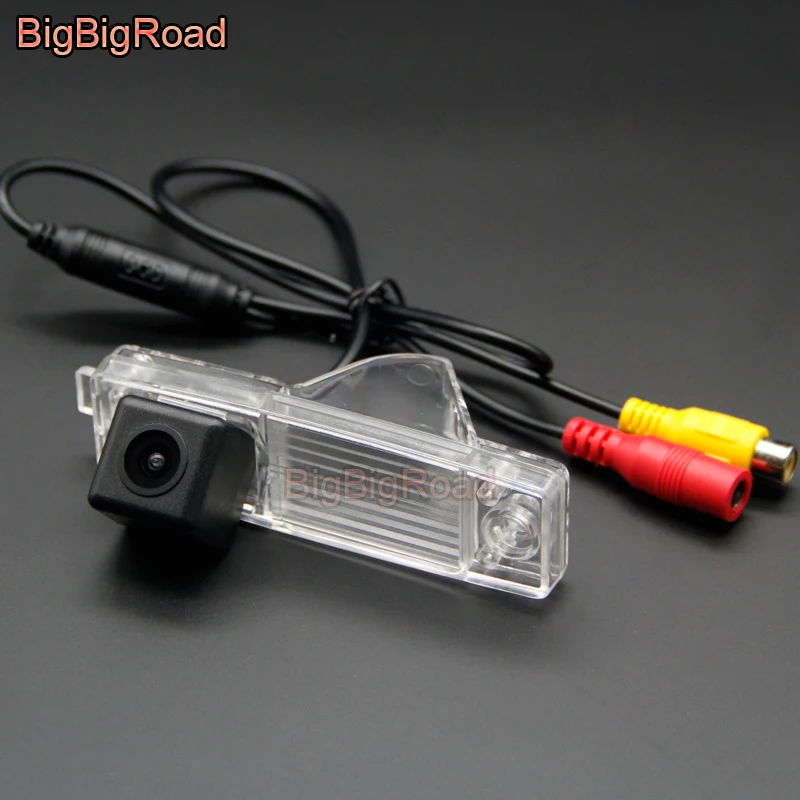 

BigBigRoad Car Rear View CCD Camera For Lexus RX300 / For Toyota Highlander Hiace Kluger Hover G3 Coolbear Parking Camera