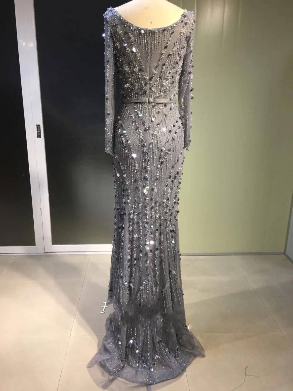 CloverBridal высококачественное Золотое Платье с длинными рукавами сексуальное Глубокий низкий v-образный вырез сзади длинные вечерние платья серебряное высококачественное платье Роскошные камни