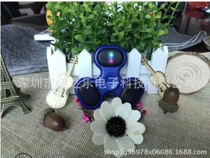 Foleto 2018 последние Взрывные модели Bluetooth fingertip gyro беспроводной мини динамик Fidget spinner