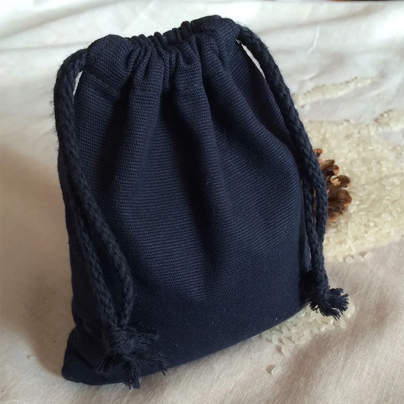 50 персонализированных ювелирных изделий упаковки Свадебные сувениры сумки черный хлопковый холст сумки макияж шнурок мешок небольшой тени для век мешок