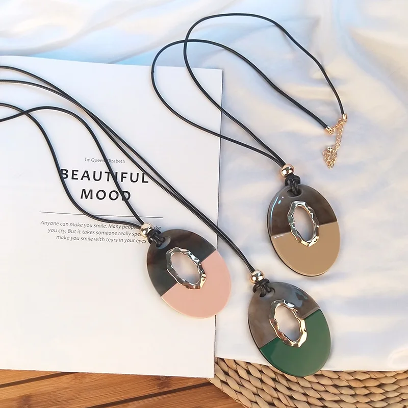 Guanlong Classic Fashion Acrylic Necklaces Women With Big Resin Geometric Pendant Long Leather Chains Necklace Gifts Jewelry (1)