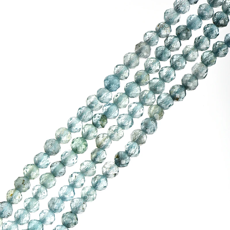 

The transparent material with Bluish Green a tangent texture strung together by ropes 3mm-2mm Blue phosphorus ash Loose beads