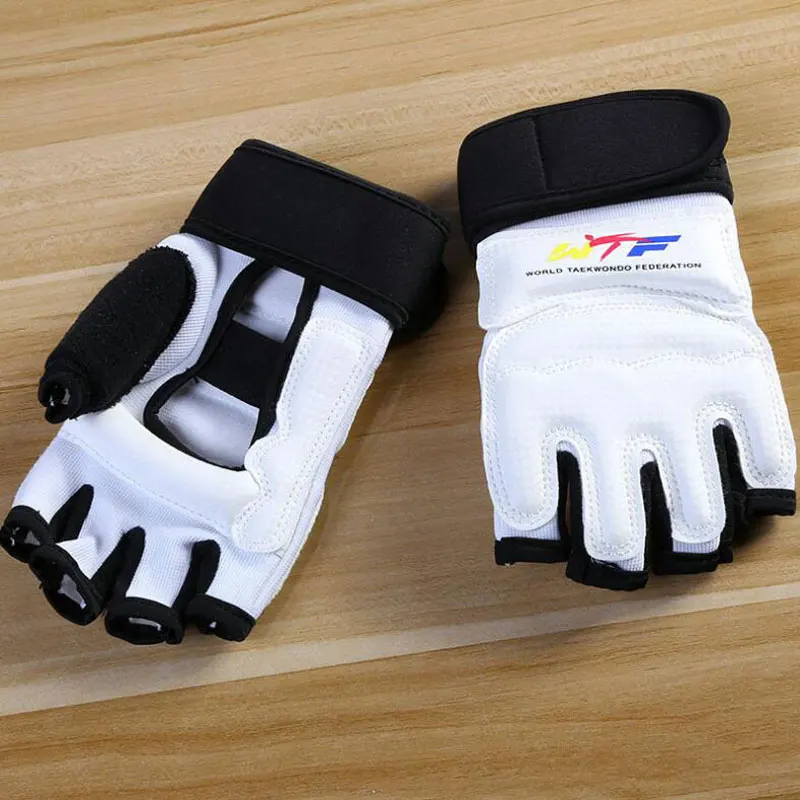 

Taekwondo Palm Protector Hand Protector Half Finger Gloves MMA Mitts Fight/Karate/Sanda/Martial Arts/Free Combat Training Gears