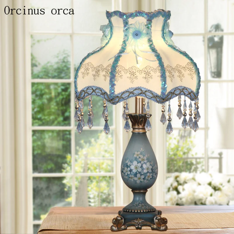 

American idyllic blue resin table lamp Princess bedroom bedroom bedside lamp European style light luxury decorative table lamp