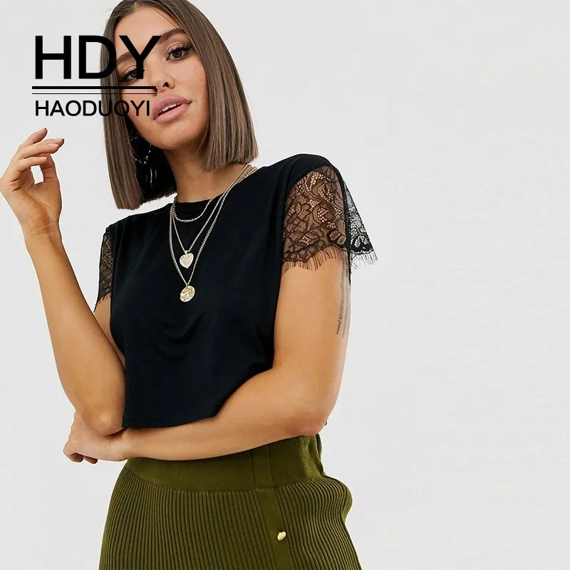 

HDY Haoduoyi 2019 Simple Leisure Money Round Collar Perspective Splicing Eyelash Lace Sleeve Lace Skateboard Street T Shirt