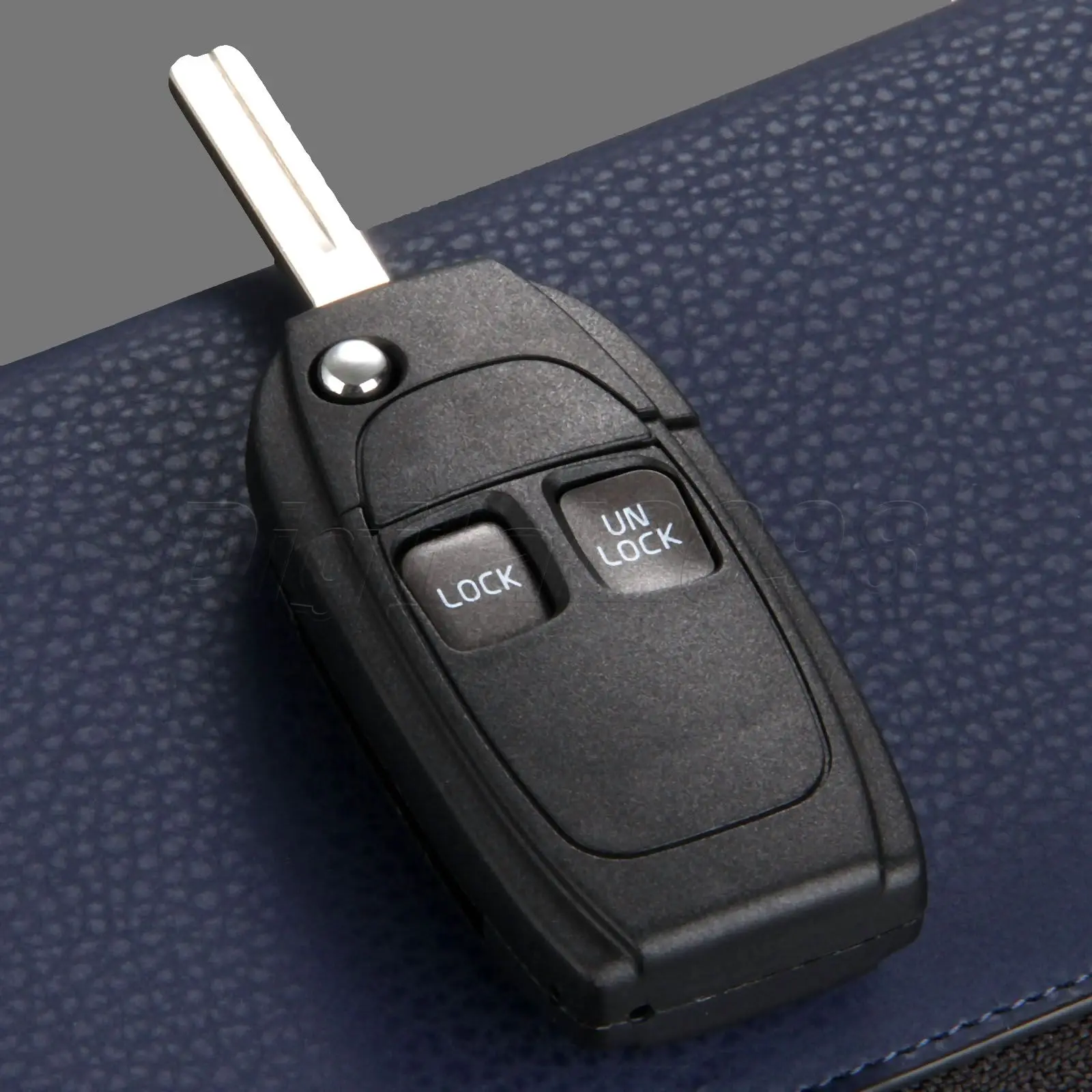 

Yetaha Auto Replacement 2 Buttons Remote Car Key Shell Case Fob For VOLVO 850 960 C70 S40 S60 S70 S80 S90 V40 V70 V90 XC70 XC90