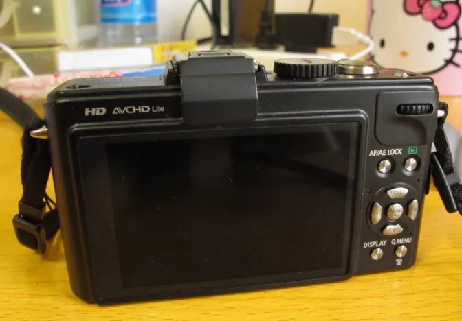 USEDPanasonic Lumix DMC-LX5 10.1 MP Digital Camera with 3.8x Optical Image Stabilized Zoom and 3.0-