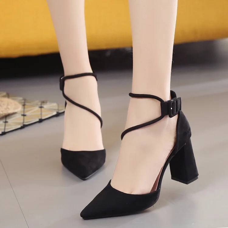 trendy heel shoes
