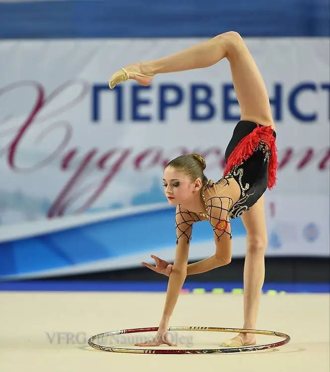 shippingblackice Катание на коньках костюм для соревнований по фигурному катанию Батон Twirling костюм для взрослых childTC5 - Цвет: Розовый