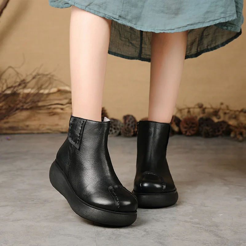 

women's boots in autumn and winter 2018 retro casual leather short boots women's hand-made slope heel thick-soled women's shoes
