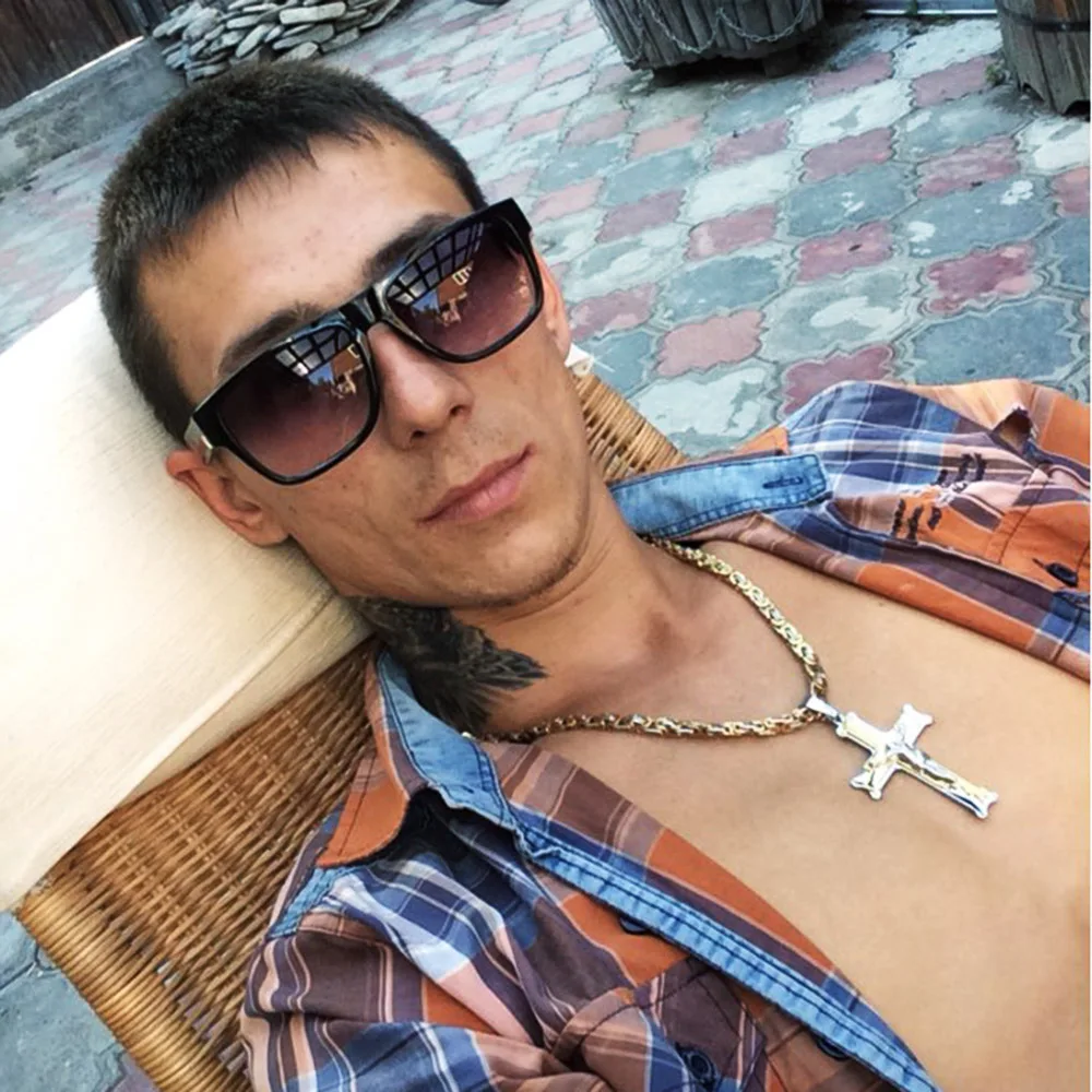 

Stainless Steel Christs Jesus Cross Pendant Necklace Link Byzantine Chain Gold Silver Tone Necklaces for Men 21.65" 6mm MN50