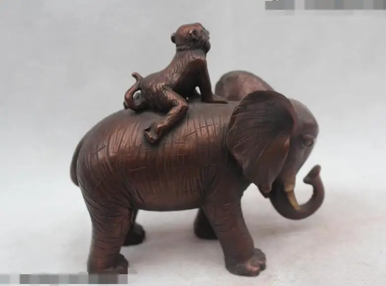 

S02839 5"China Chinese Folk Red Bronze Lifelike Lucky monkey Sit elephant Statue Sculpt B0403