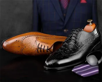 

2018 spring business casual shoes men Brogue British carved handmade leather men's pointed toe lace-up shoes