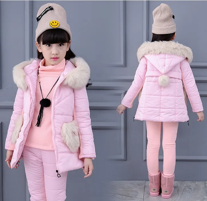 Зимняя хлопковая стеганая куртка для девочек; Комплект из трех предметов; спортивная одежда для девочек; детская одежда; Новогоднее платье для маленьких детей