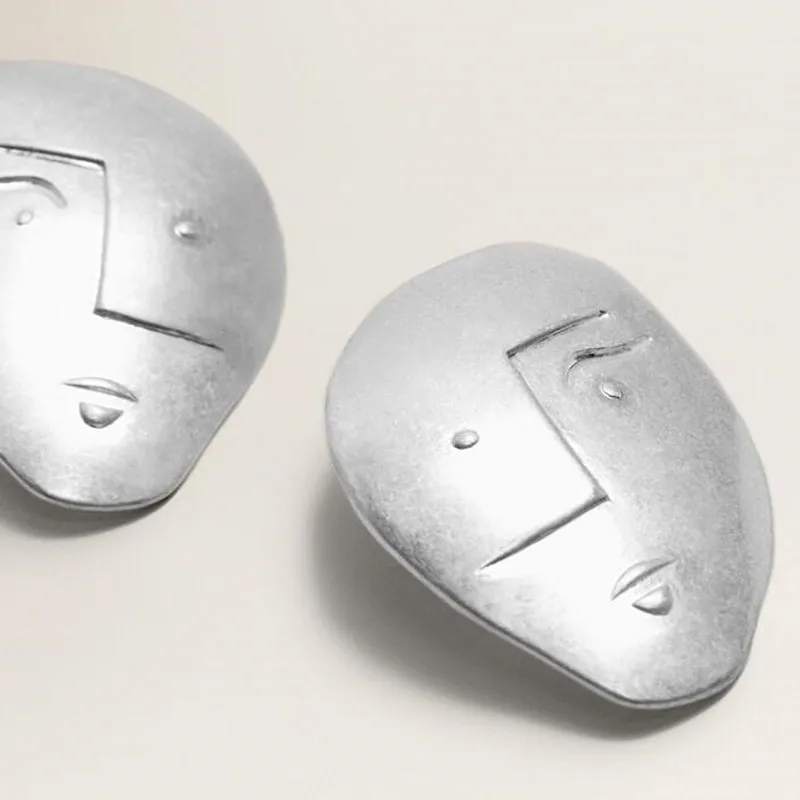 

Timlee E316 New Personality Exaggeration Three-dimensional Face Mask Abstract Drop Earrings,Originality Jewelry Wholesale