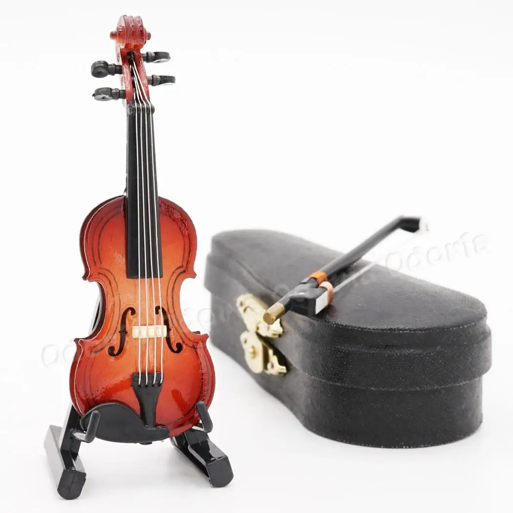 Miniature cake violin