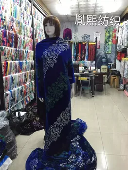 

Positioning Flowers Marking Jacquard Stretch Velvet Fabric Material for Dress Qipao Clothes