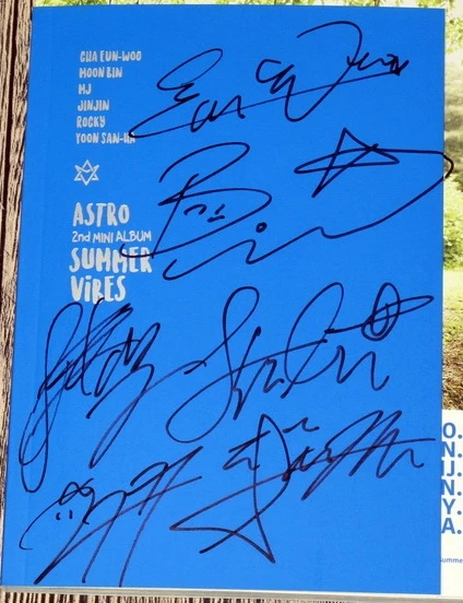 ASTRO Summer Vibes サイン入りミニアルバム(ブックレット) - アート ...