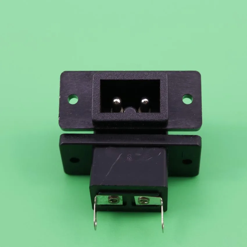 

YuXi 1 Pcs AC 250V 2.5A 2P IEC60320 C12 Male Plug Power Inlet Socket Connector Black