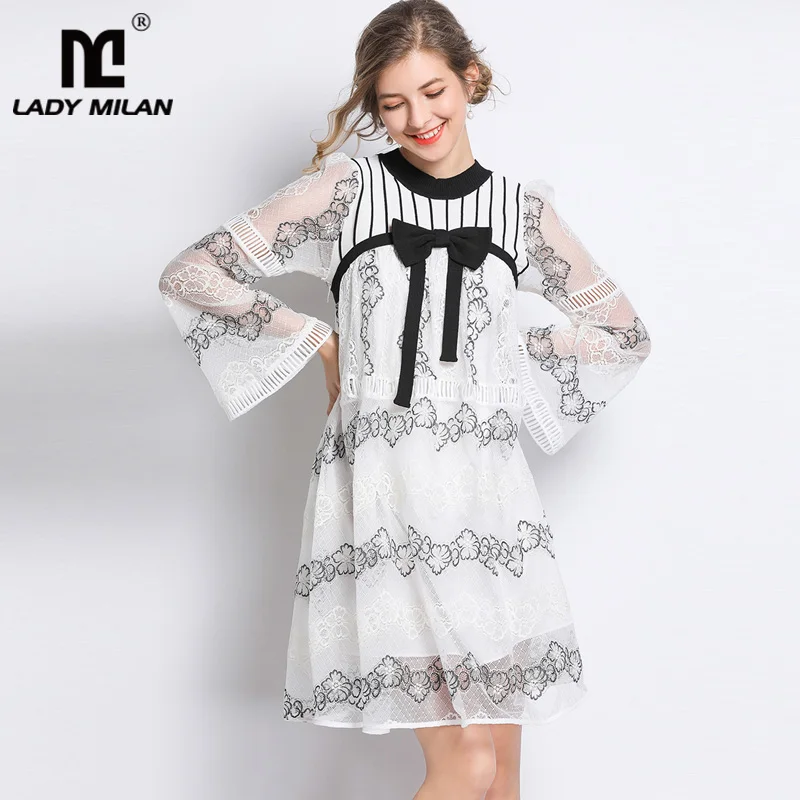 

2019 Women's Runway Dresses O Neck Long Sleeves Embroidery Striped Flare Sleeves Fashion High Street Dresses
