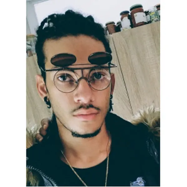 UTB8FgnlonzIXKJkSafVq6yWgXXag