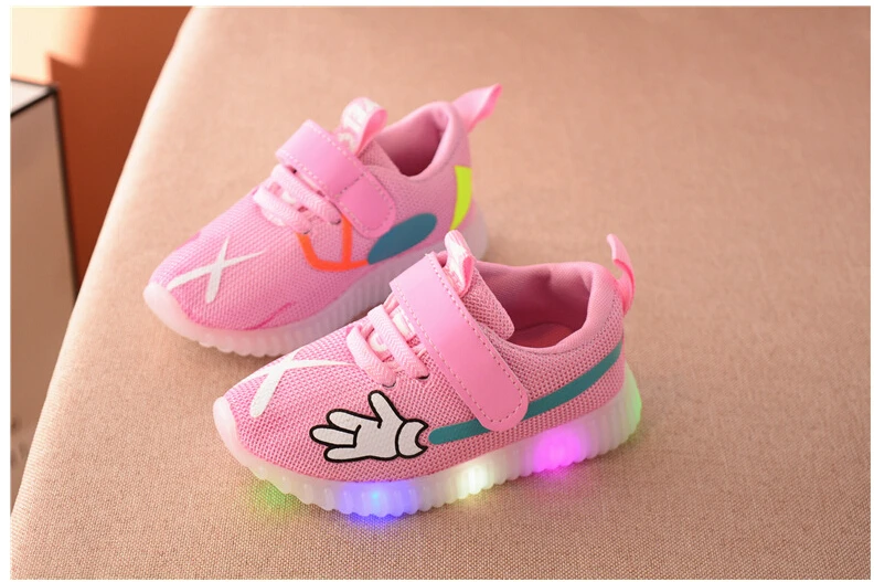 Новая модная светящаяся детская обувь для девочек и мальчиков, крутые Повседневные детские кроссовки, светящиеся Детские светящиеся кроссовки, размер 21-30