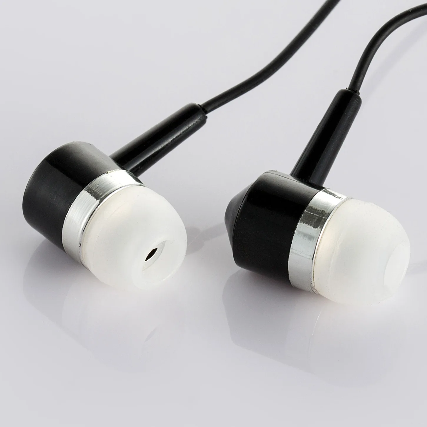 

In-Ear For Xiaomi Earphone For Phone Stereo Bass earbuds Wired Earphone Mic for Samsung