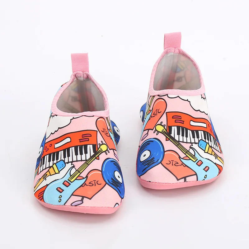 Summer Light Water Shoes Boys Girls Print Beach Shoes Non-Slip Swimming Sneaker Seaside Socks for Kids Barefoot Skin Care Shoes