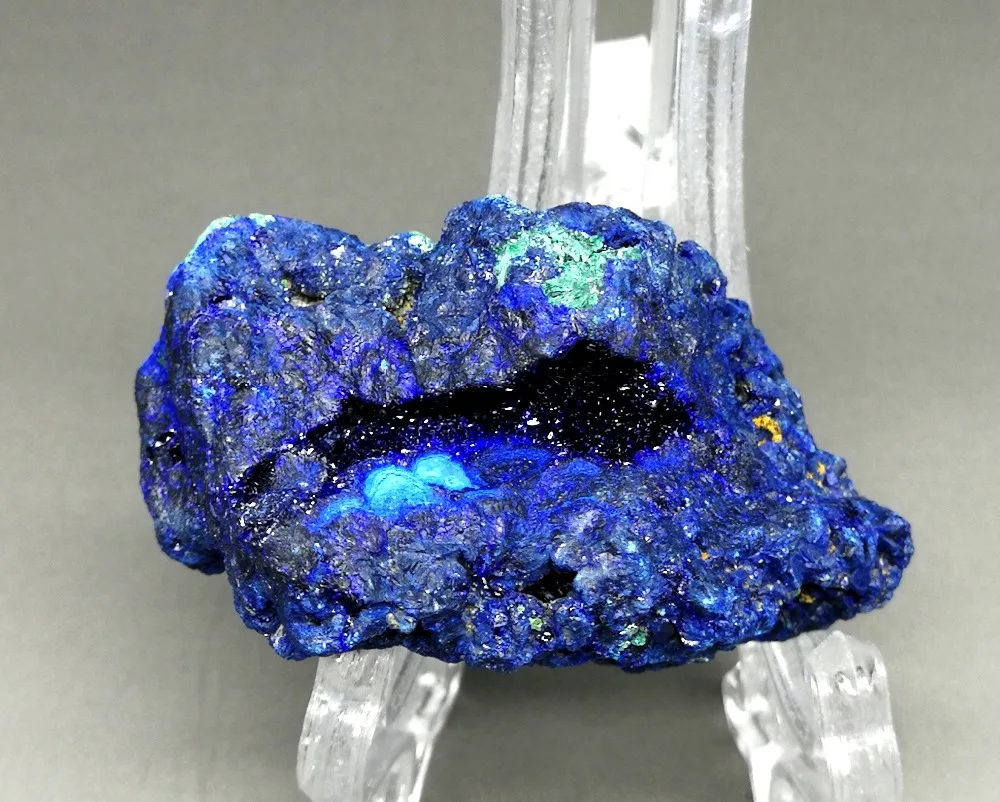 

Free shipping! 25g Natural shiny Azurite ore crystal specimens Teaching specimens home collection ornaments from China