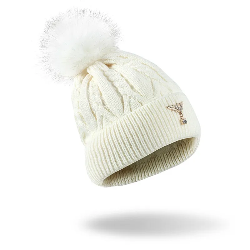 pom pom hat (15)