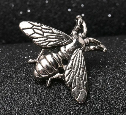 silver color Винтажная антикварная стереоскопическая металлическая Милая пчела Летающая насекомое брошь аксессуары для одежды подарки на день рождения ювелирные изделия - Окраска металла: silver color
