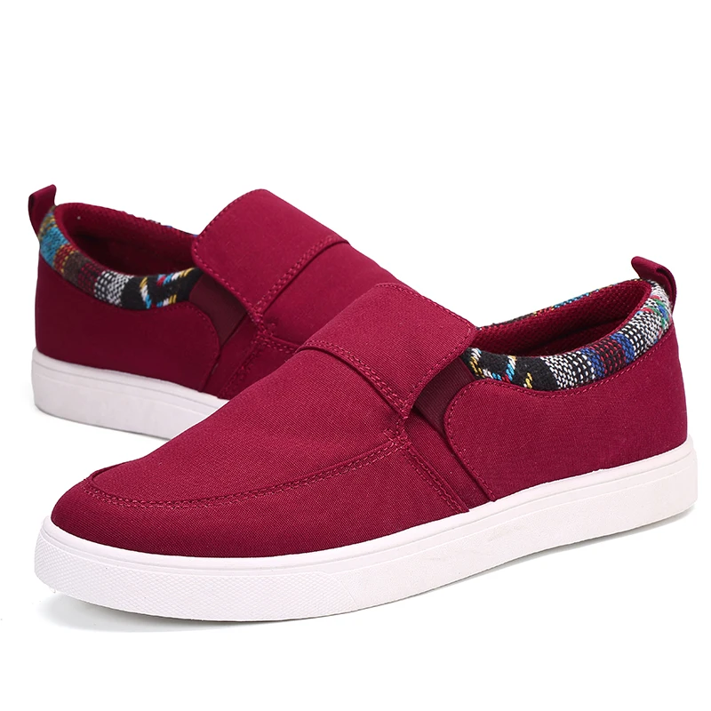 

NEW Fashion Male Shoes Casual Slip-on Canvas Shoes Pure color Lesiure Fashion Men Shoes