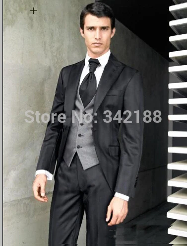 New Arrival One Button Black Groom Tuxedos Peak Lapel Best Man Groomsmen Men Wedding Suits Bridegroom (Jacket+Pants+Vest+Tie)