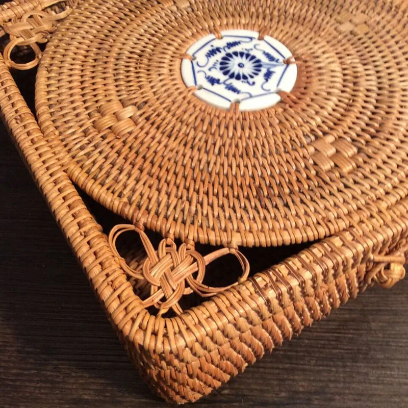 2708488579_717669068