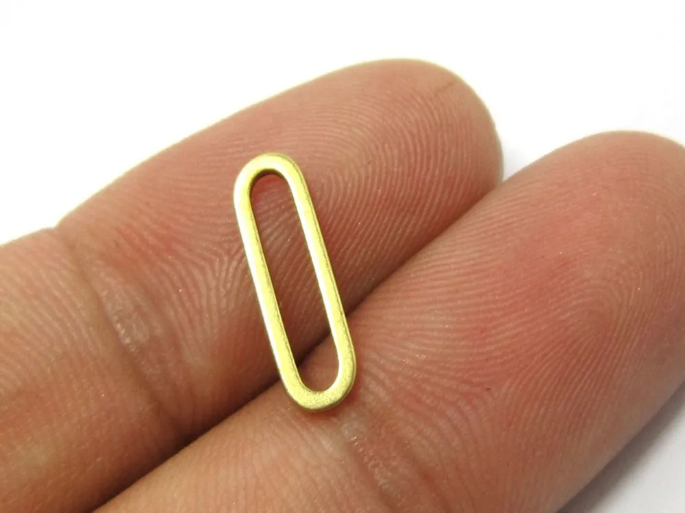 

Raw brass long circle 15x4.5mm Raw brass findings R174