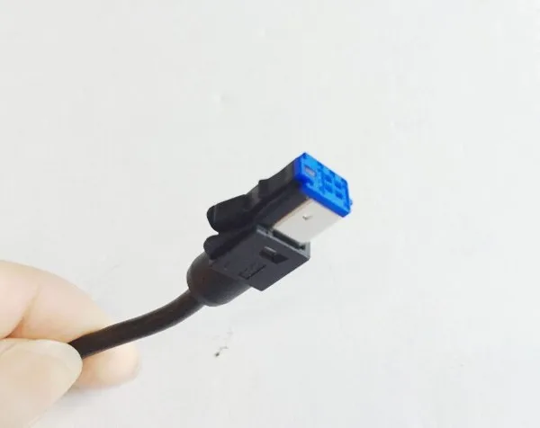 nissan usb cable (1)