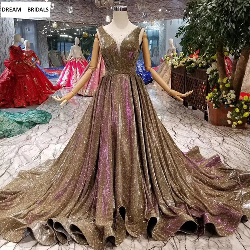 Two Colors Customized Sequined Fabric Quinceanera Dresses 2019 Ruched Pleat Vestidos De 15 Anos Vestidos With Train (2)