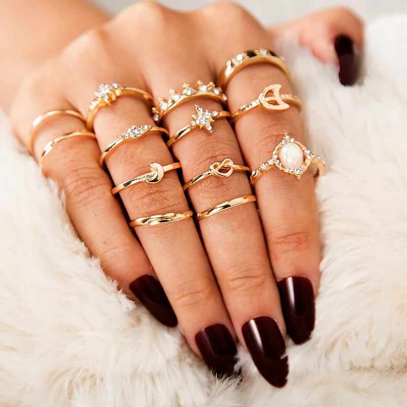 

13 Pcs/set Vintage Fashion Knot Crystal Shining Star Finger Ring Sets Gold Metal Simple Style Ladies Jewelry Vintage Accessories