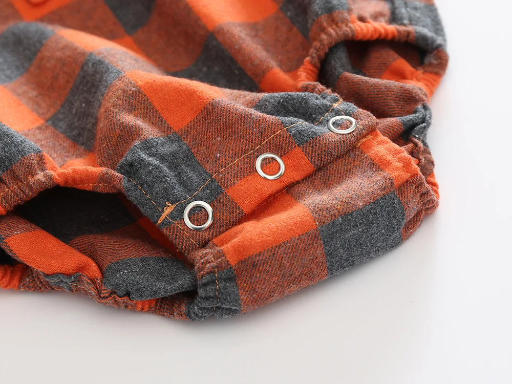 6772609790_457880003