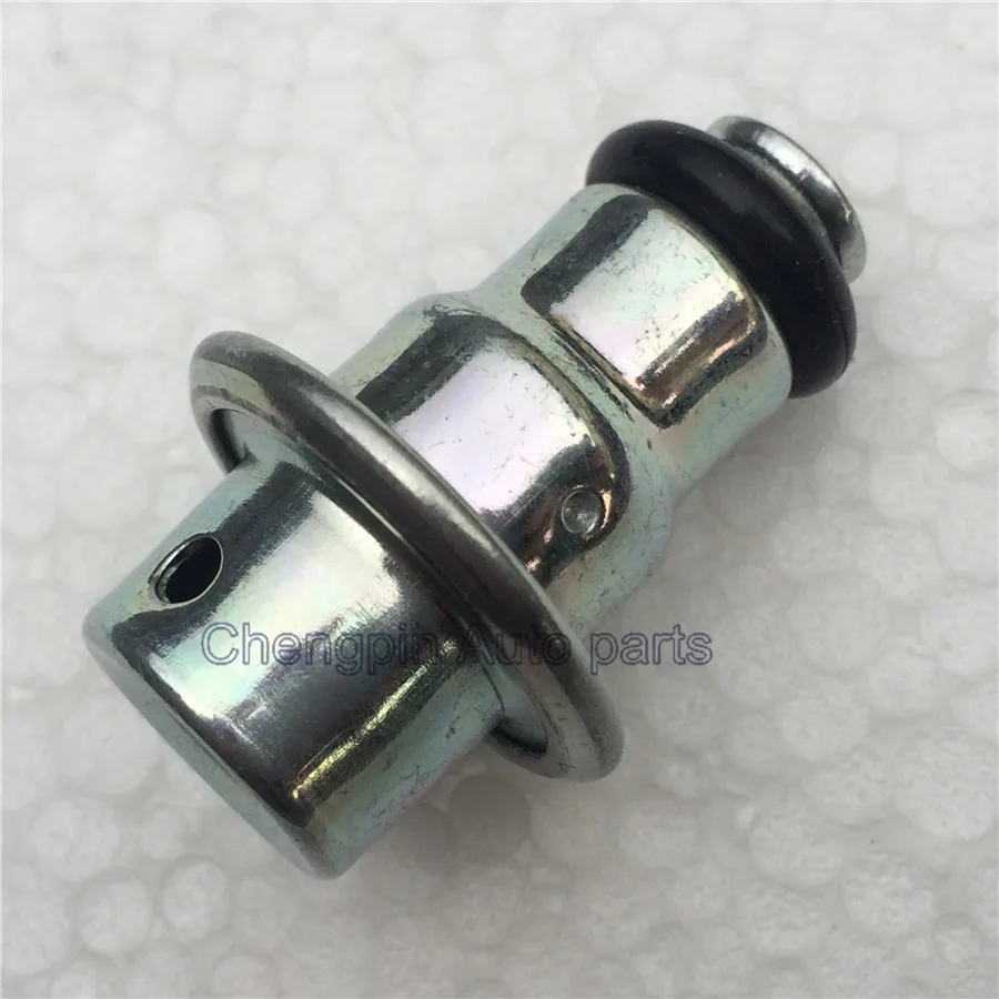 FUEL PRESSURE REGULATOR ASSY OEM 23280 22010 For Toyota Solara Celica