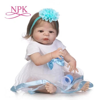 

NPK 57cm lovely bebe bonecas high simulation reborn baby girl with light blue headflower silicone reborn baby dolls