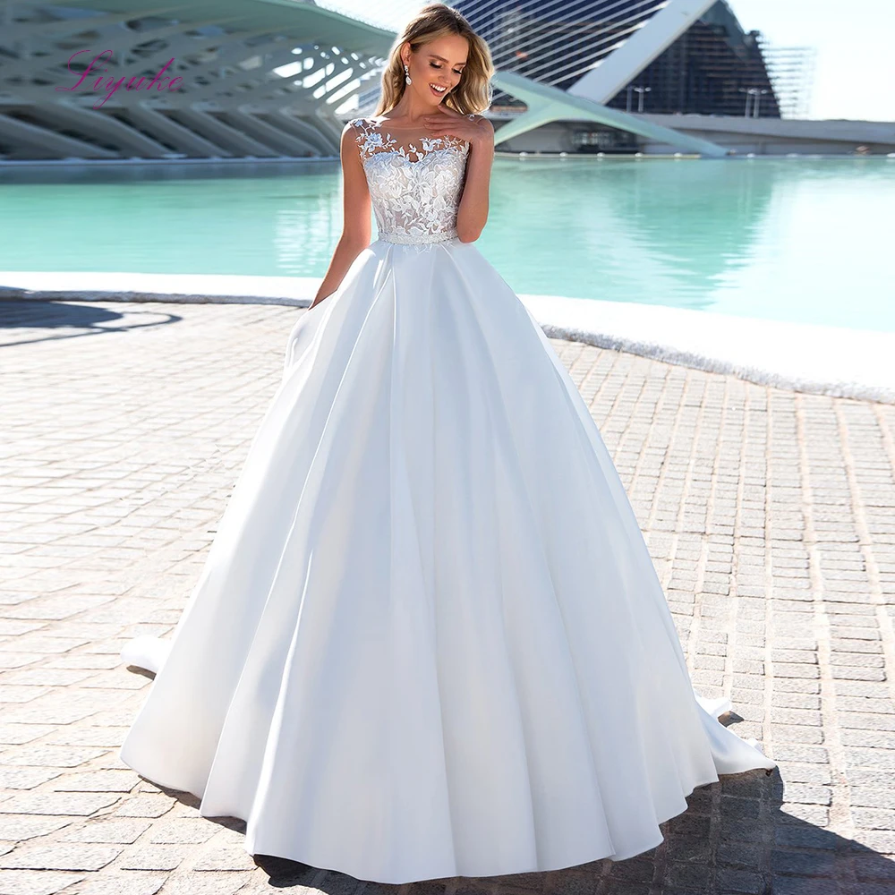 

Liyuke 2019 Married O-Neck Ball Gown Wedding Dress Lace Up Appliques Customized