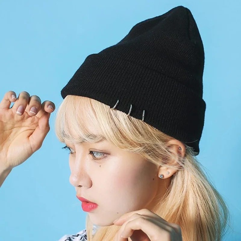 

New Fashion Iron Ring Women Winter Hat Warm Unisex Knitted Hat For Women Man Autumn and winterCap Knitting Skullies Beanies