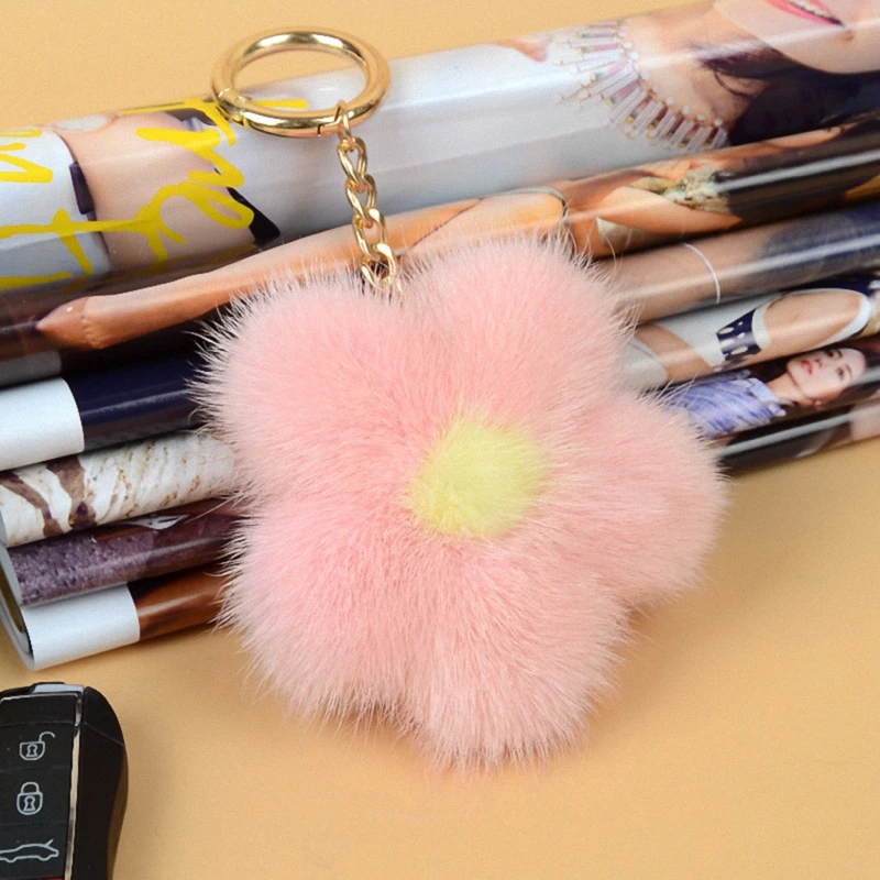 

Luxury Fluffy Real Mink Fur Keychain Genuine Fur Cute Flower Key Chain Keychain Metal Ring Pendant Bag Charm TKK040-PY