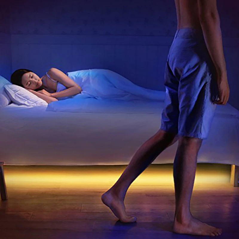 датчик движения под кровать. кровать с led подсветкой. светодиодная лента под кроватью. подсветка для кровати с датчиком. светодиодной ленты homestore с датчиком движения.