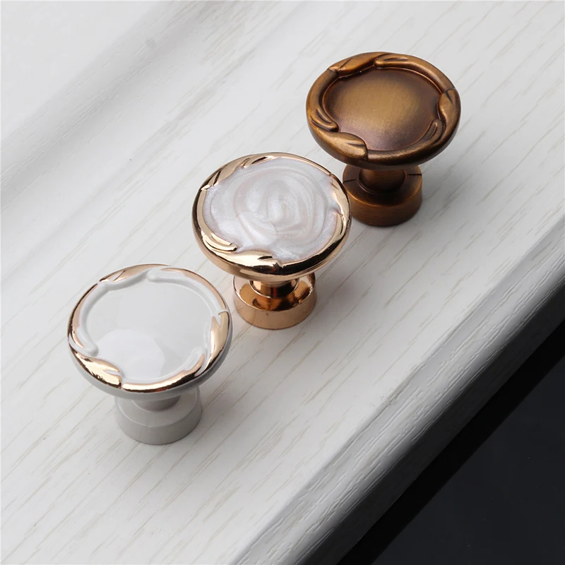 

Retro Kitchen Cabinet Knobs Cupboard Door Zinc Alloy Handles Vintage Wardrobe for Furniture Hardware Handle Drawer Pulls